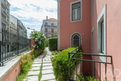 Apartamento T2 para Venda em Campolide