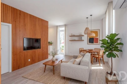 Apartamento T2 para Venda em Campolide