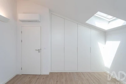 Apartamento T2 para Venda em Campolide