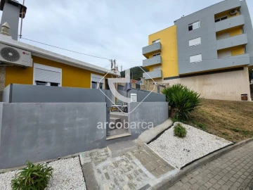 Moradia T2 para Venda em Areosa