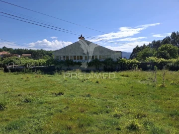 Terreno para Venda em Valbom (São Pedro), Passô e Valbom (São Martinho)
