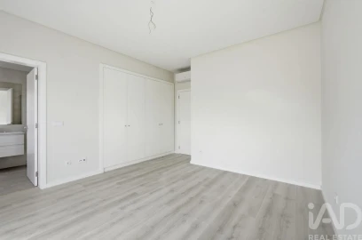 Moradia T4 para Venda em A dos Cunhados e Maceira