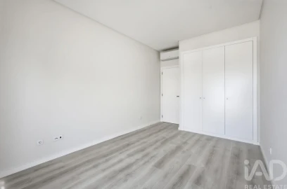Moradia T4 para Venda em A dos Cunhados e Maceira
