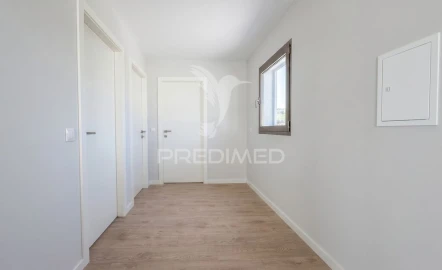 Moradia T4 para Venda em Batalha