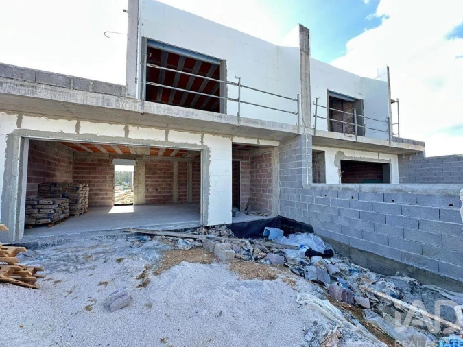 Moradia T3 para Venda em Perelhal Foto 16