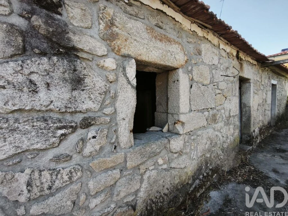 Moradia para Venda em Mazarefes e Vila Fria Foto 10