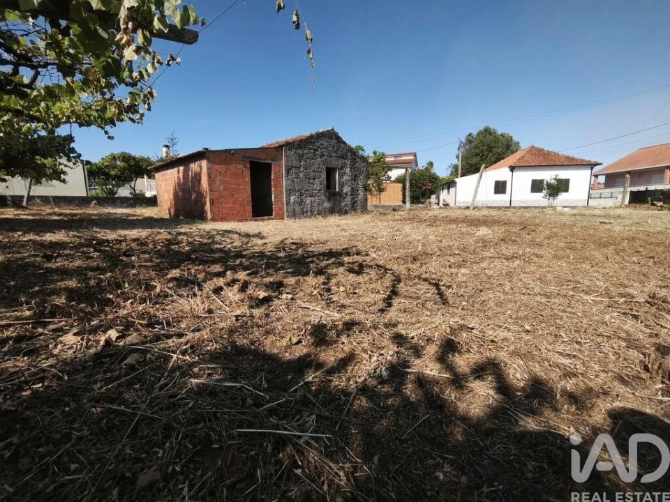 Moradia para Venda em Mazarefes e Vila Fria Foto 23