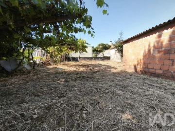 Moradia para Venda em Mazarefes e Vila Fria