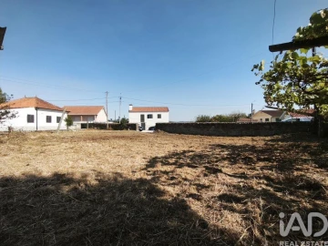 Moradia para Venda em Mazarefes e Vila Fria