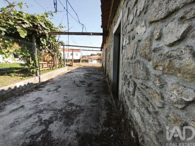 Moradia para Venda em Mazarefes e Vila Fria Foto 11
