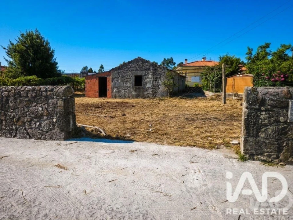 Moradia para Venda em Mazarefes e Vila Fria Foto 5