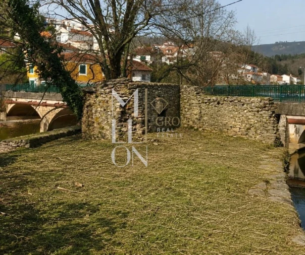 Terreno para Venda em Fânzeres e São Pedro da Cova Foto 8