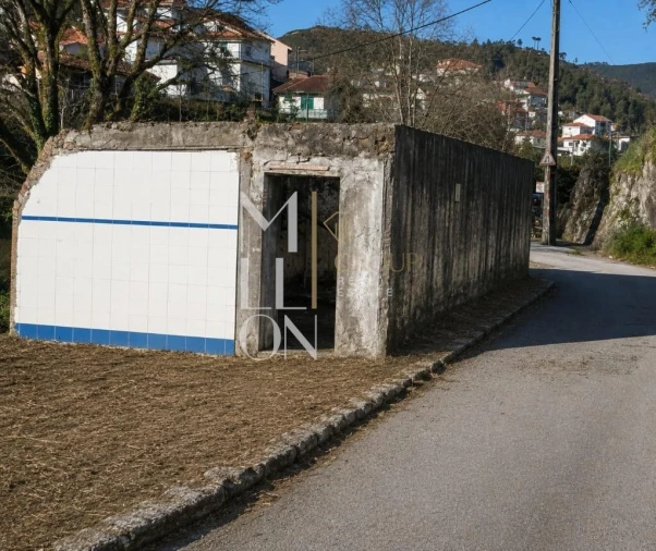Terreno para Venda em Fânzeres e São Pedro da Cova Foto 3