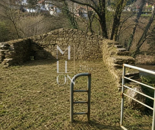 Terreno para Venda em Fânzeres e São Pedro da Cova Foto 4