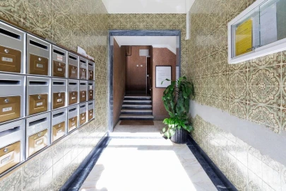 Apartamento T3 para Venda em Póvoa de Santo Adrião e Olival Basto