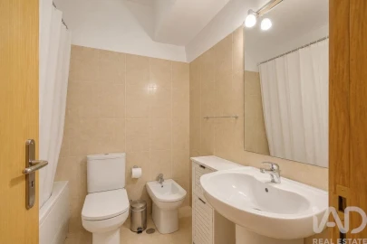 Apartamento T3 para Venda em Póvoa de Santo Adrião e Olival Basto
