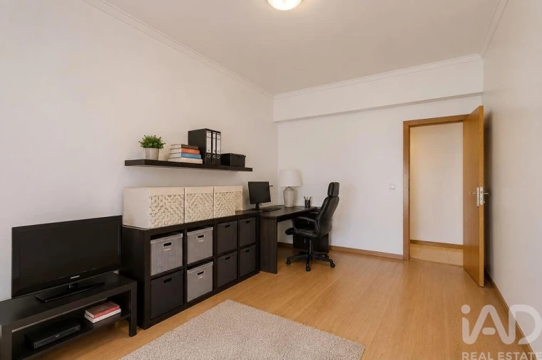 Apartamento T3 para Venda em Póvoa de Santo Adrião e Olival Basto Foto 19