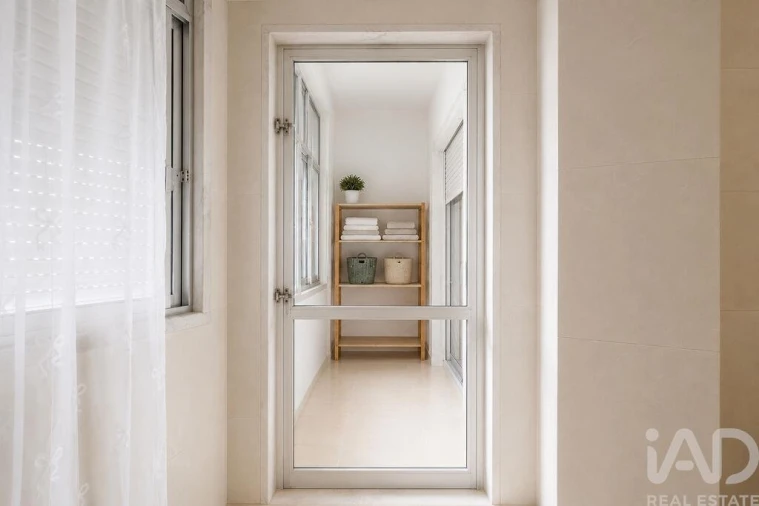 Apartamento T3 para Venda em Póvoa de Santo Adrião e Olival Basto Foto 5