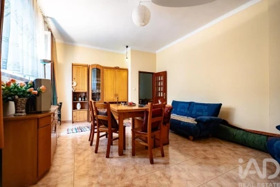 Moradia T8 para Venda em Maçãs de D. Maria