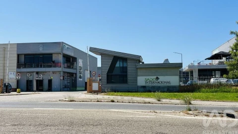 Armazém para Venda em União das Freguesias de Setúbal