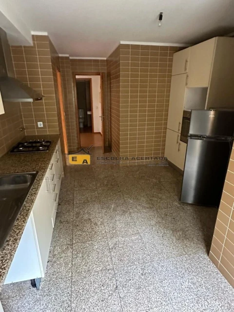 Apartamento T3 para Venda em Moreira