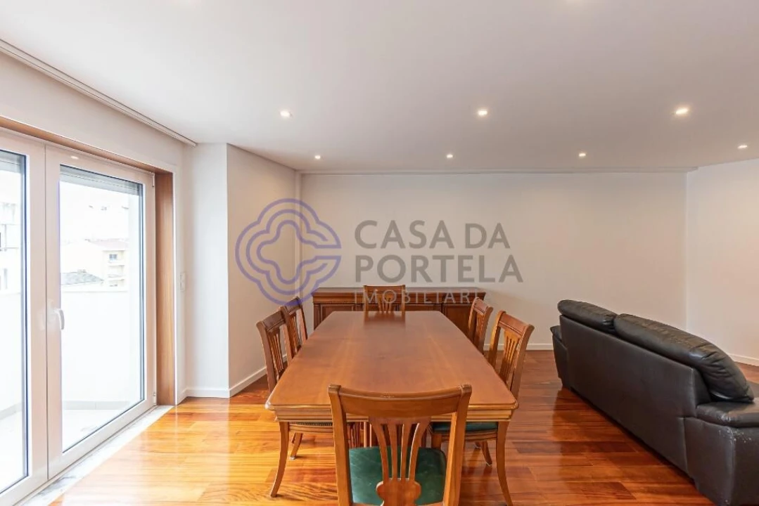 Apartamento T4 para Venda em Matosinhos e Leça da Palmeira Foto 7