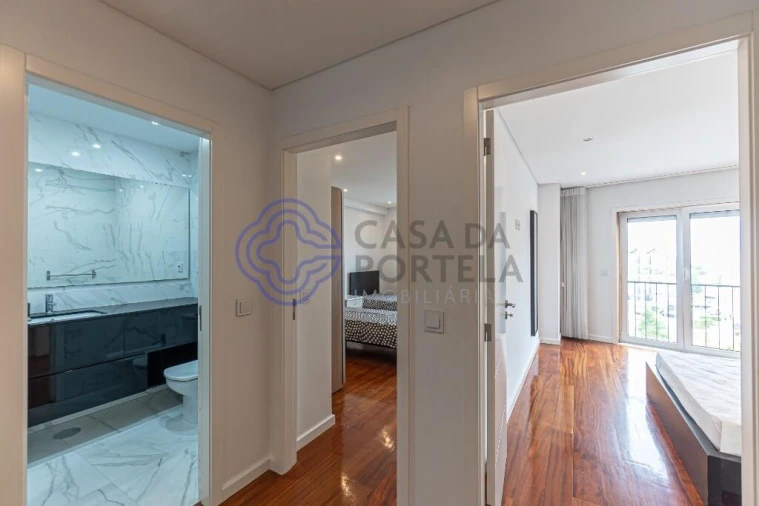 Apartamento T4 para Venda em Matosinhos e Leça da Palmeira Foto 15