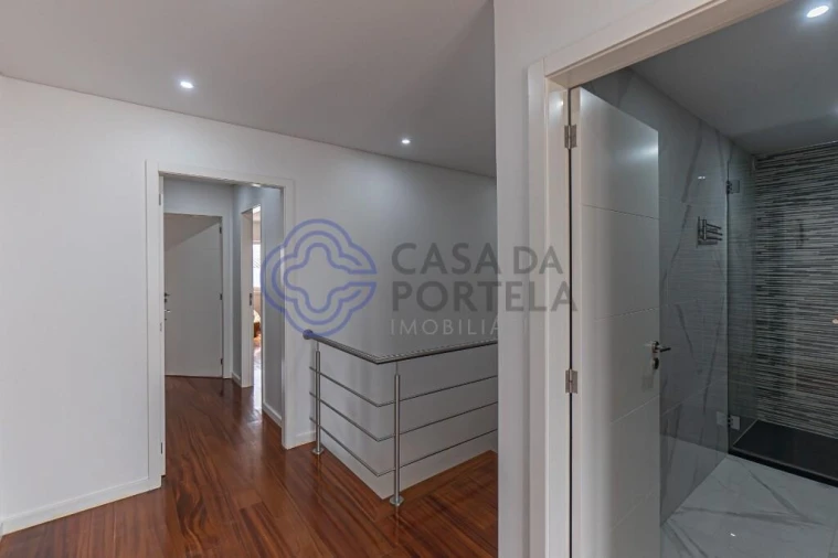 Apartamento T4 para Venda em Matosinhos e Leça da Palmeira Foto 33