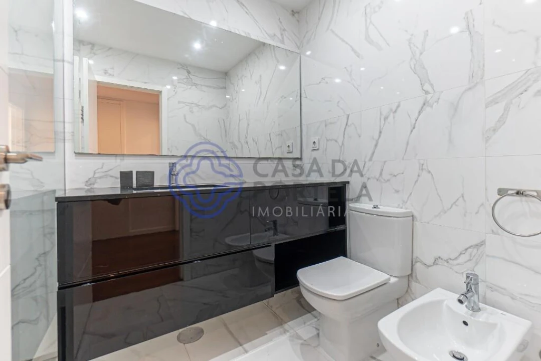 Apartamento T4 para Venda em Matosinhos e Leça da Palmeira Foto 19