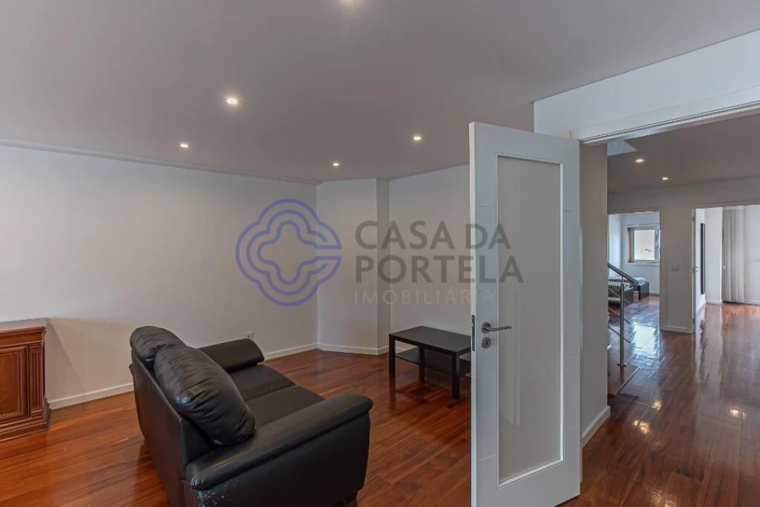 Apartamento T4 para Venda em Matosinhos e Leça da Palmeira Foto 12