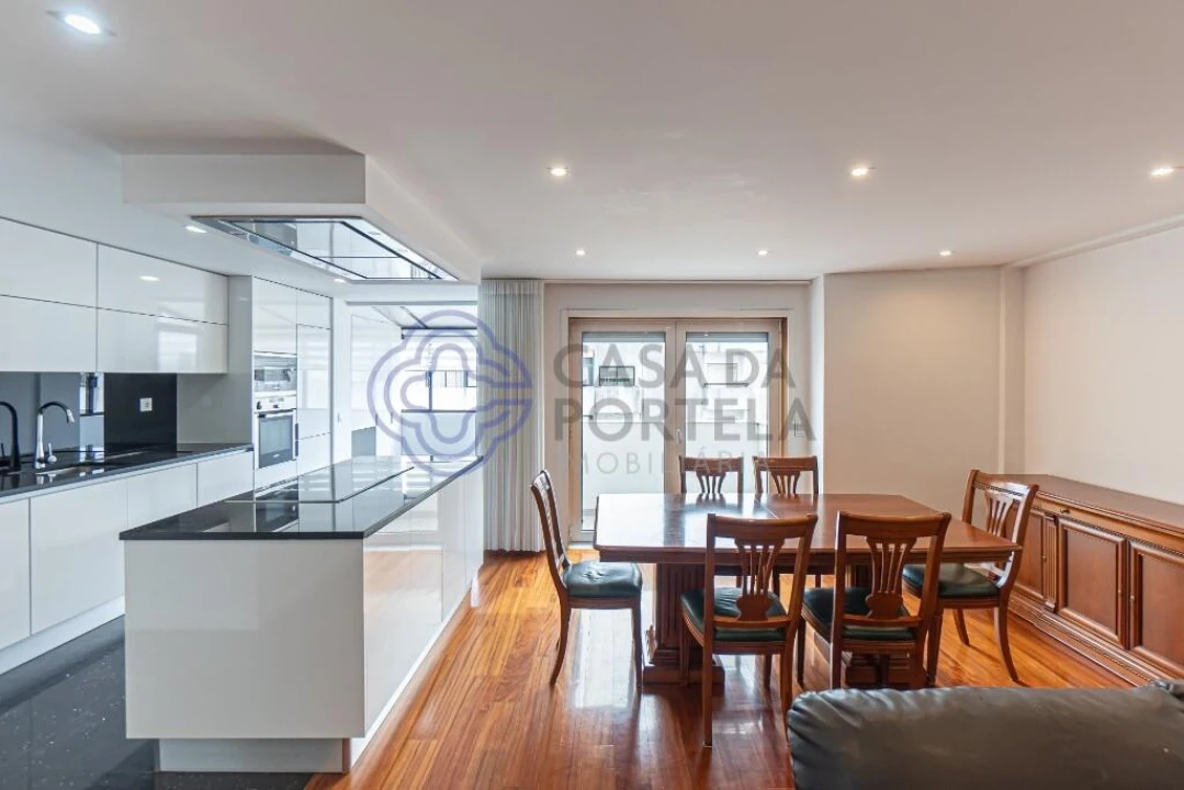 Apartamento T4 para Venda em Matosinhos e Leça da Palmeira Foto 11