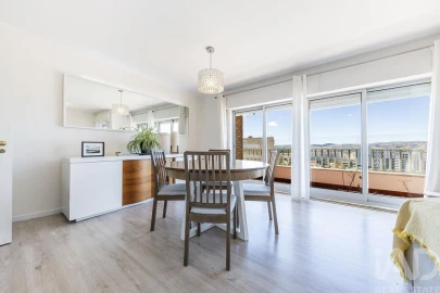 Apartamento T4 para Venda em Lumiar