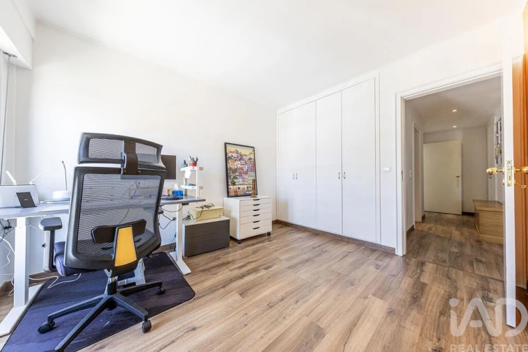 Apartamento T4 para Venda em Lumiar Foto 14