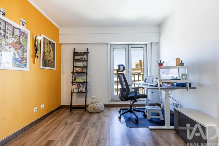 Apartamento T4 para Venda em Lumiar Foto 15