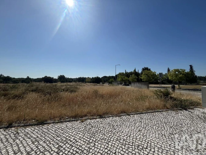 Terreno para Venda em Alhos Vedros Foto 2