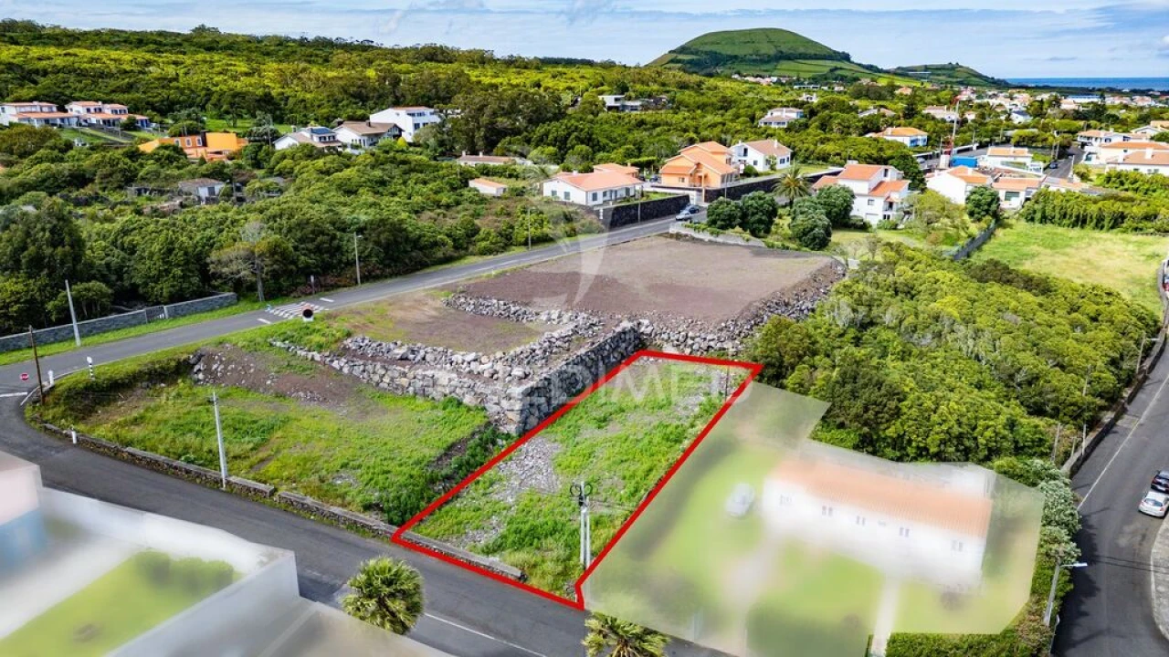 Terreno para Venda em Porto Martins Foto 3