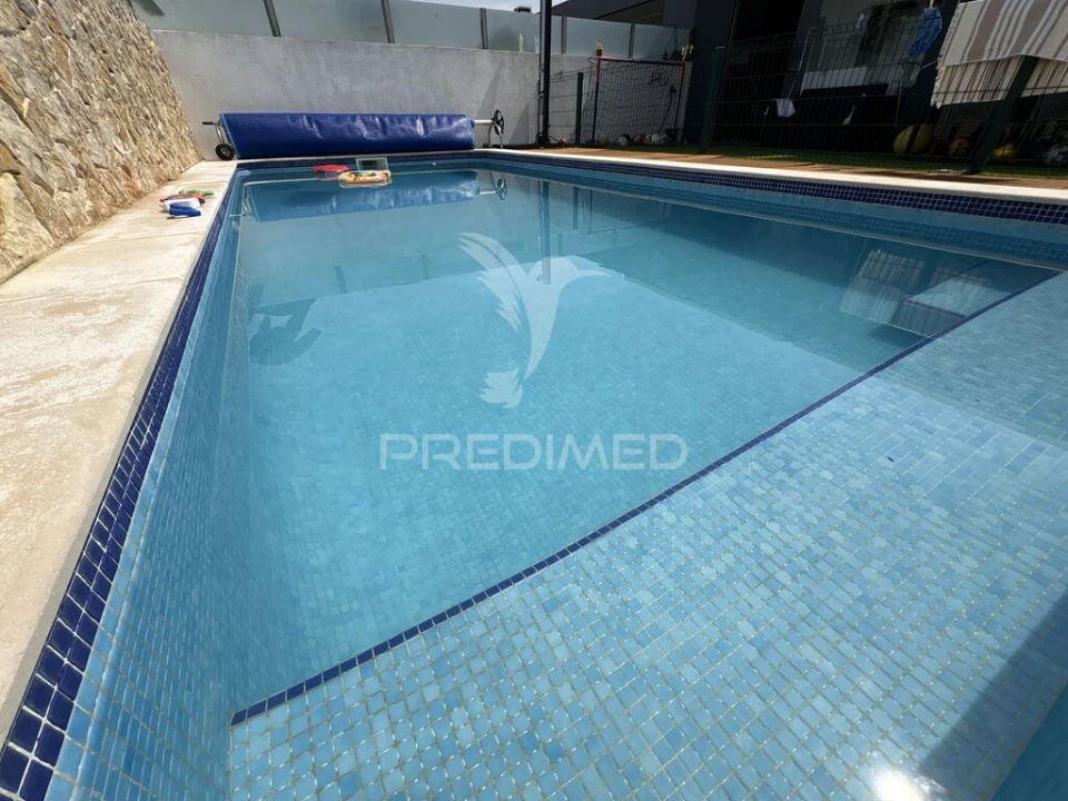 Moradia T4 para Venda em Fernao Ferro Foto 7