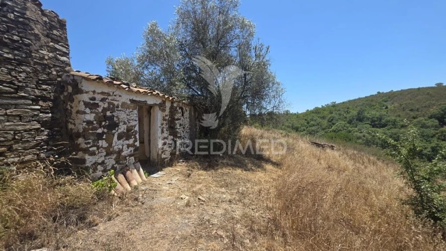 Quinta T4 para Venda em São Marcos da Serra Foto 4