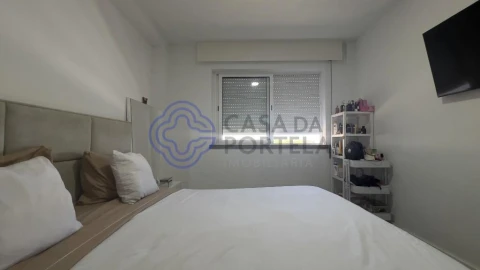 Apartamento T2 para Venda em Corroios