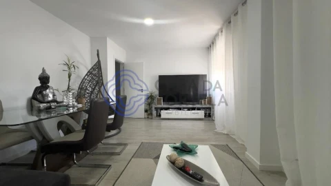 Apartamento T2 para Venda em Corroios