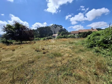 Terreno para Venda em Valbom (São Pedro), Passô e Valbom (São Martinho)