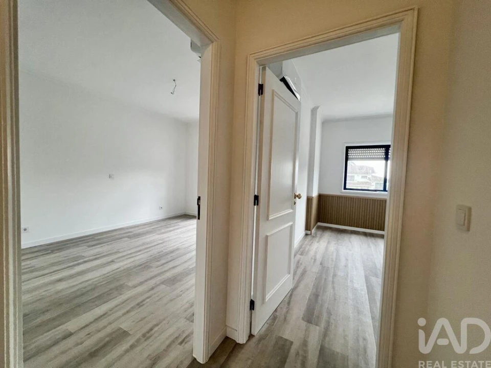 Apartamento T2 para Venda em Moreira Foto 22