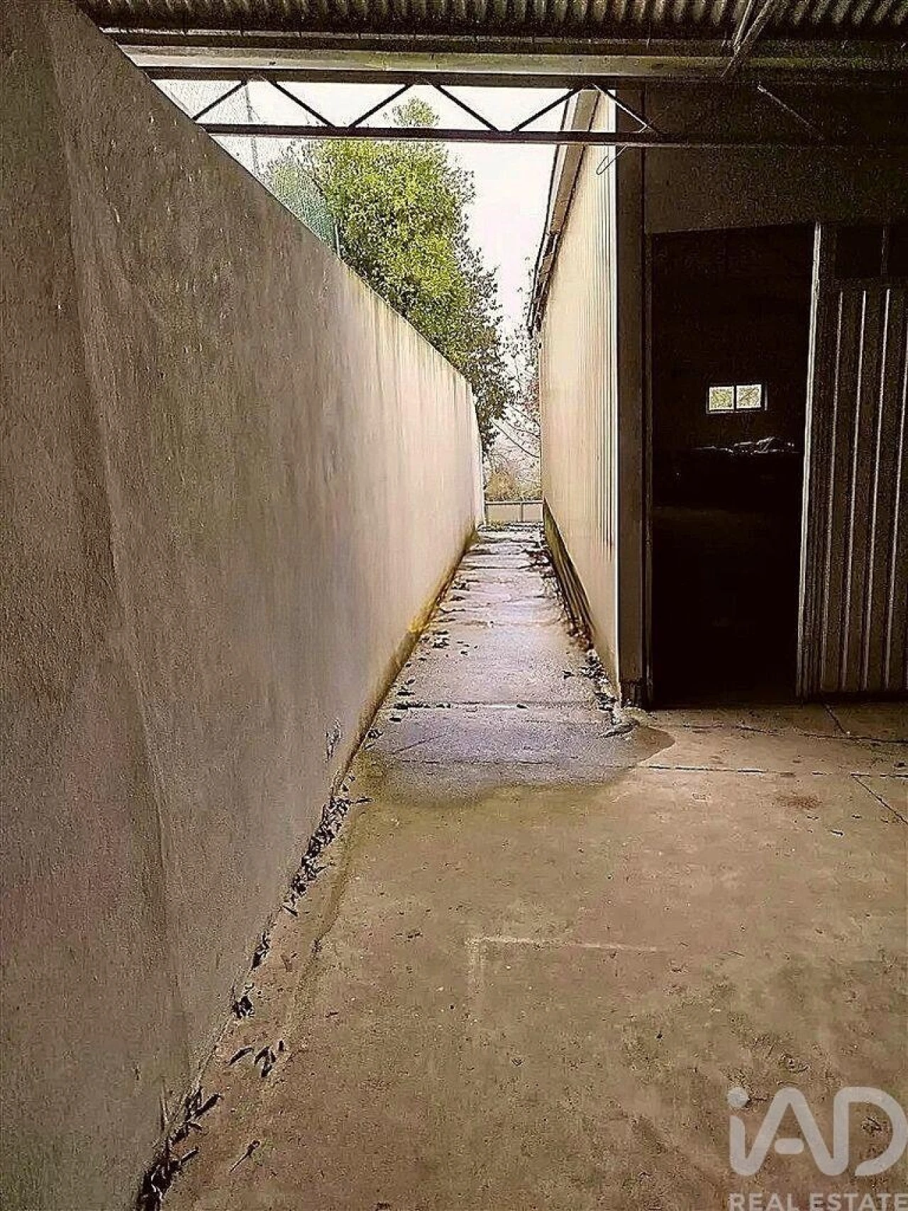 Armazém para Venda em São João da Madeira Foto 8