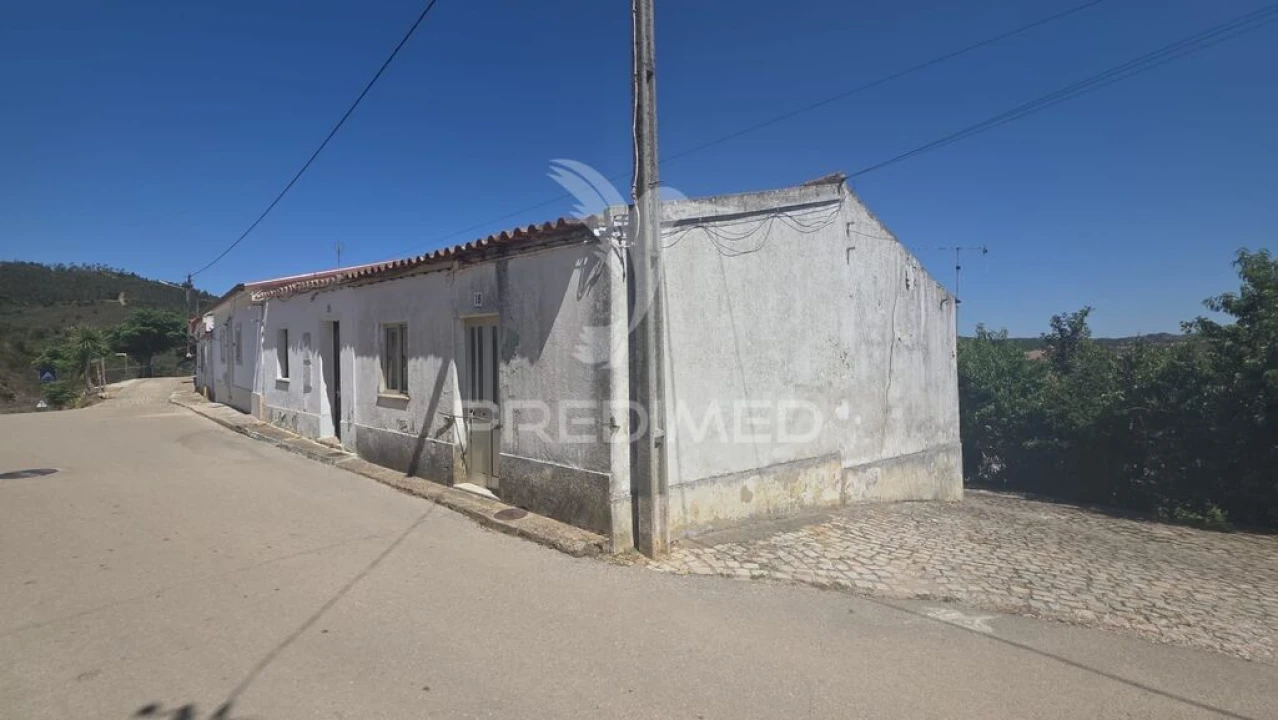 Moradia T1 para Venda em São Marcos da Serra Foto 8