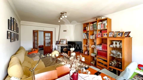 Apartamento T4 para Venda em Nossa Sra de Fatima