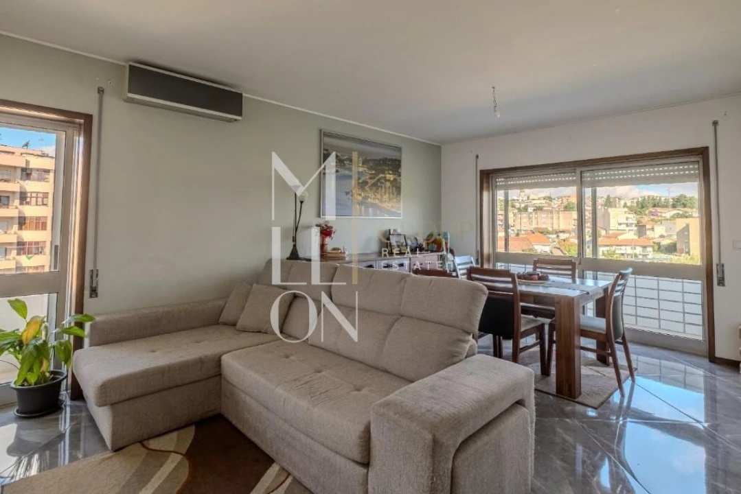 Apartamento T3 para Venda em Rio Tinto Foto 1