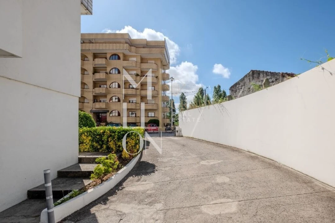 Apartamento T3 para Venda em Rio Tinto Foto 32
