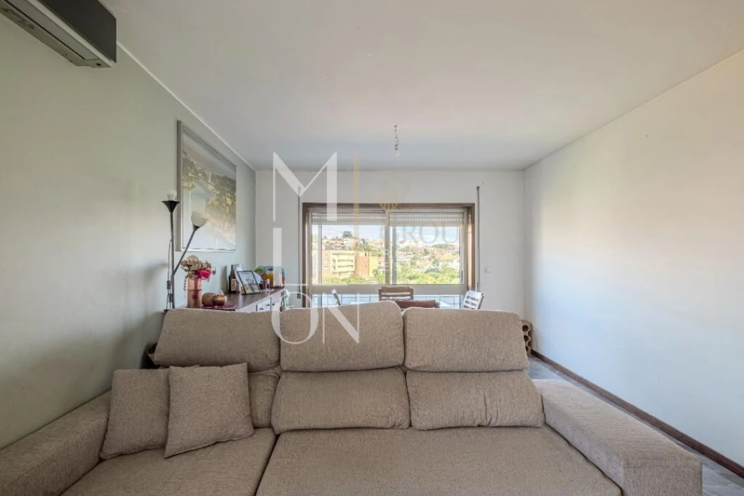 Apartamento T3 para Venda em Rio Tinto Foto 3