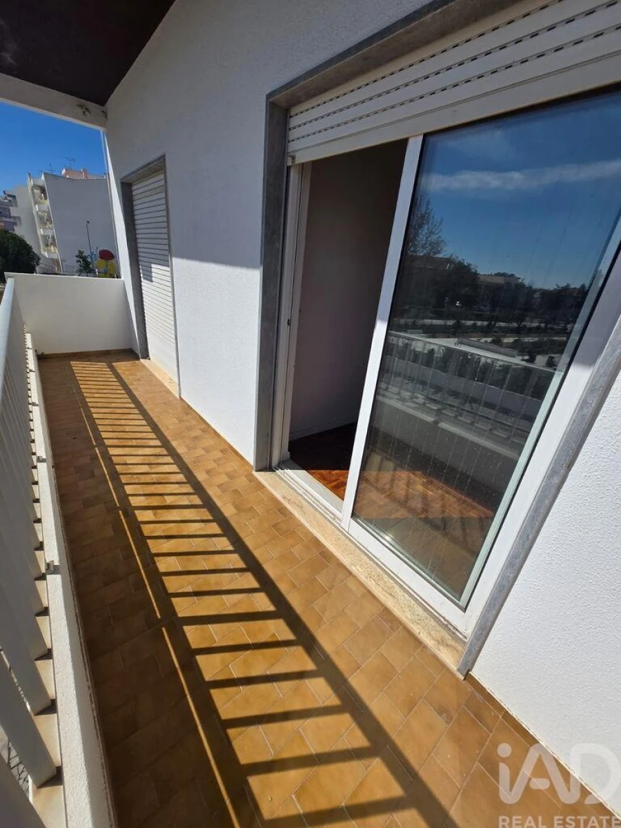 Apartamento T3 para Venda em São Brás de Alportel Foto 9