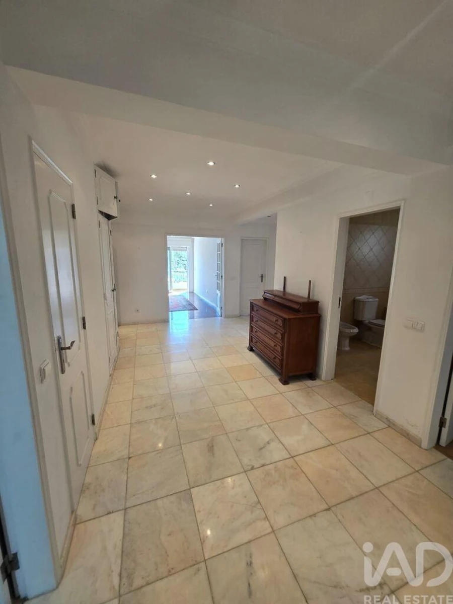 Apartamento T3 para Venda em São Brás de Alportel Foto 2